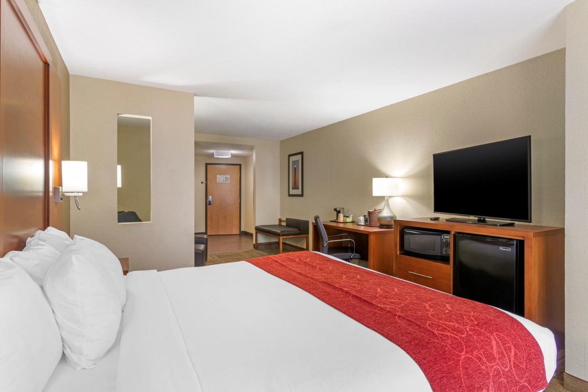 Comfort Suites Brunswick Ngoại thất bức ảnh