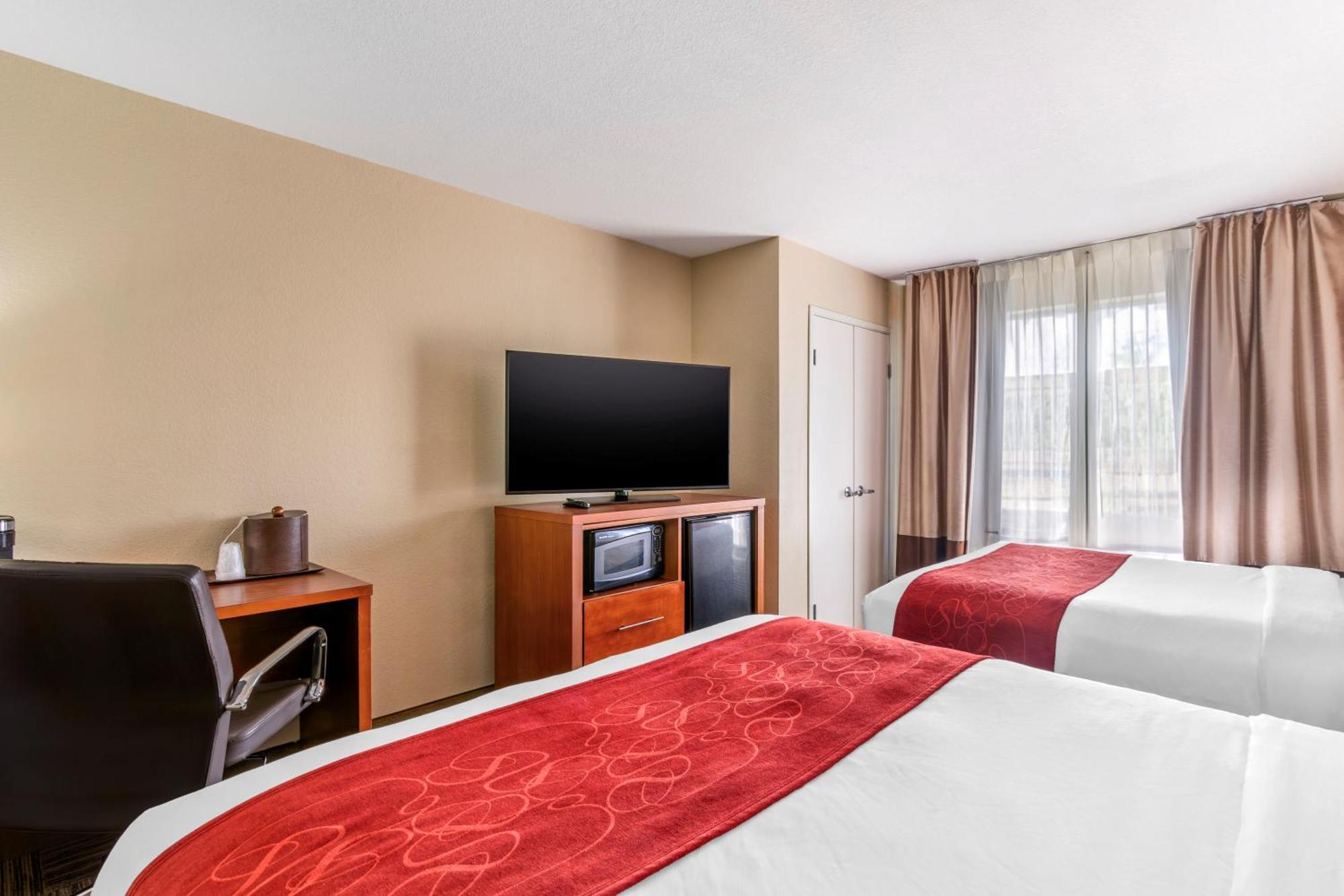 Comfort Suites Brunswick Ngoại thất bức ảnh