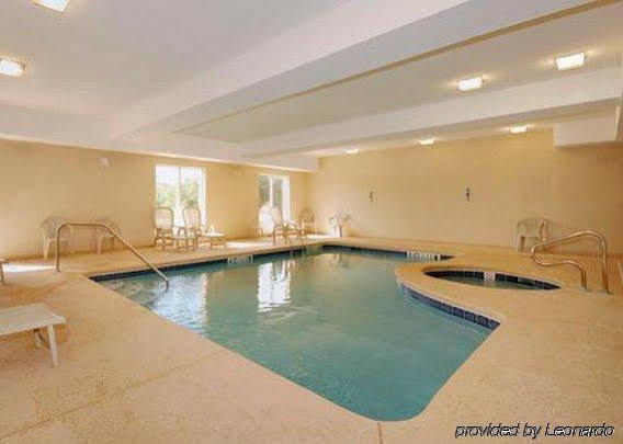 Comfort Suites Brunswick Ngoại thất bức ảnh